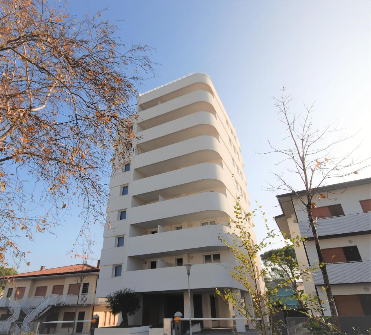 Appartamenti Torre Bianca Lignano Sabbiadoro Extérieur photo
